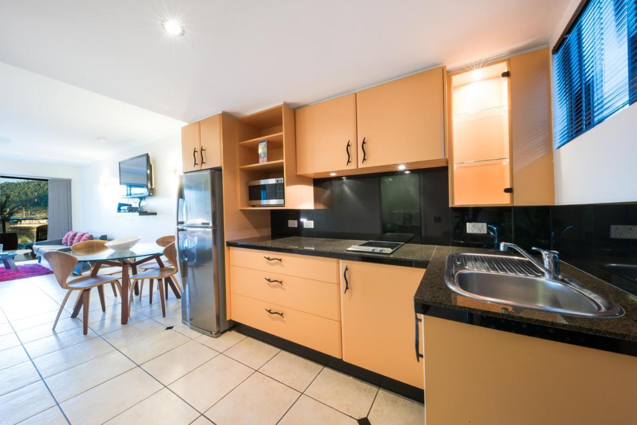 At Waterfront Whitsunday Retreat - Adults Only Apart otel Airlie Beach Dış mekan fotoğraf