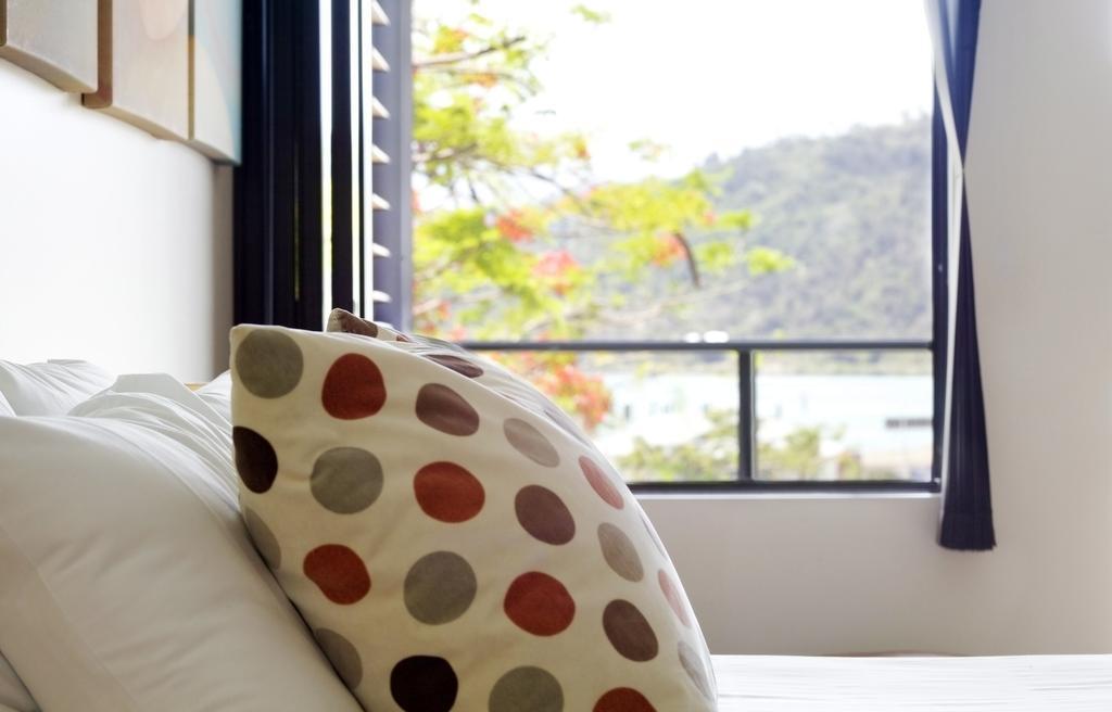 At Waterfront Whitsunday Retreat - Adults Only Apart otel Airlie Beach Dış mekan fotoğraf