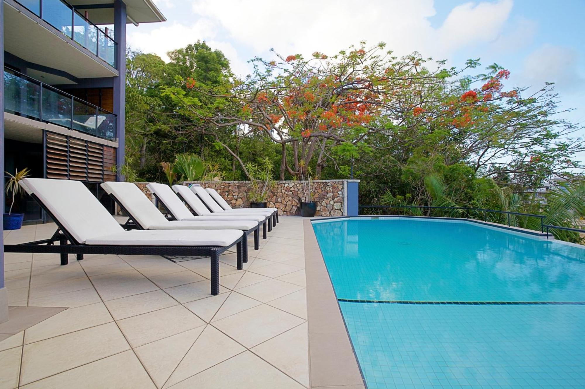 At Waterfront Whitsunday Retreat - Adults Only Apart otel Airlie Beach Dış mekan fotoğraf