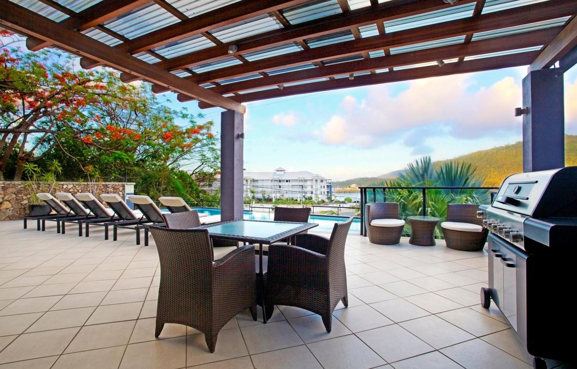 At Waterfront Whitsunday Retreat - Adults Only Apart otel Airlie Beach Dış mekan fotoğraf