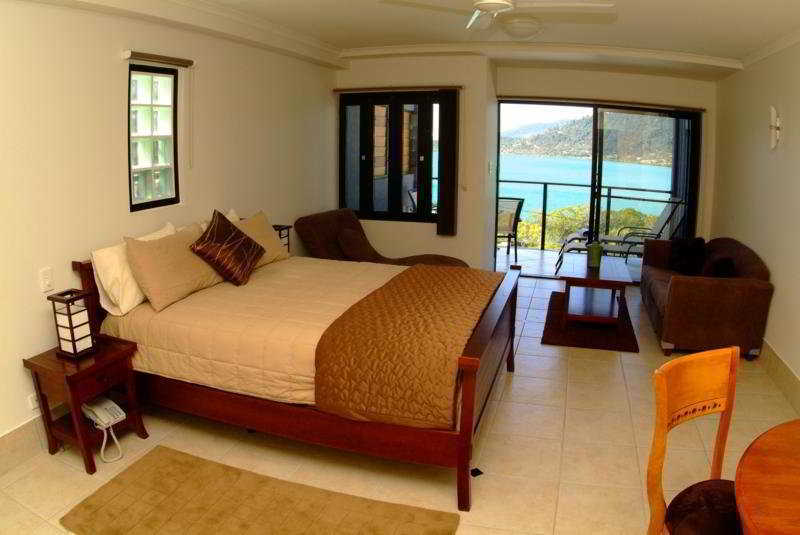 At Waterfront Whitsunday Retreat - Adults Only Apart otel Airlie Beach Dış mekan fotoğraf